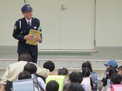 伊丹警察の方から