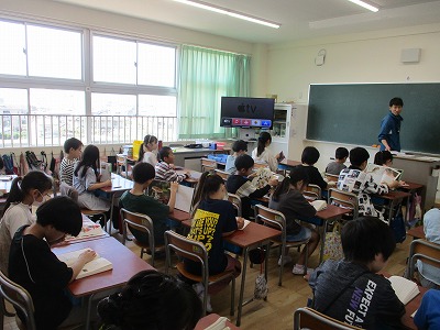 4年