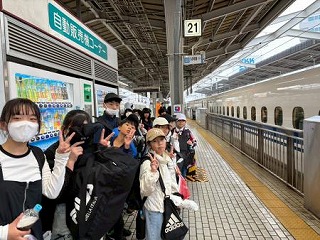 70006