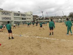 3年生球技大会の様子（男子ドッヂボール）