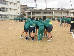 3年生球技大会（試合前の円陣）