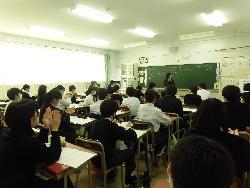 授業の様子（2年生道徳）