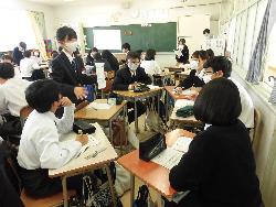 授業の様子（2年生学活）