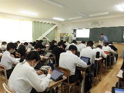 6校時学活の様子（3年生）