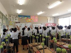 1年生スタンツ練習の様子（ダンス）