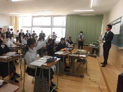 公開授業の様子（1年数学科）
