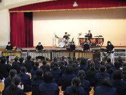 音楽鑑賞会の様子
