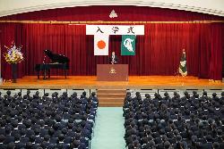 入学式の様子（学校長式辞）