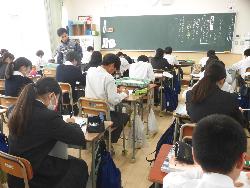 授業の様子（1年生国語）