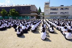 避難訓練（事後指導）の様子