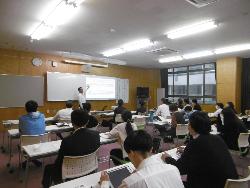 全体会の様子