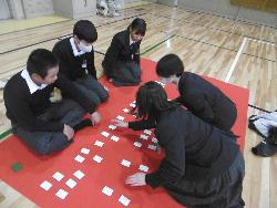 百人一首大会の様子
