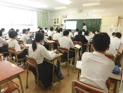 道徳の授業の様子（2年生）