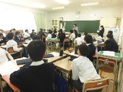 林間学舎に向けた取組（スタンツ決め）
