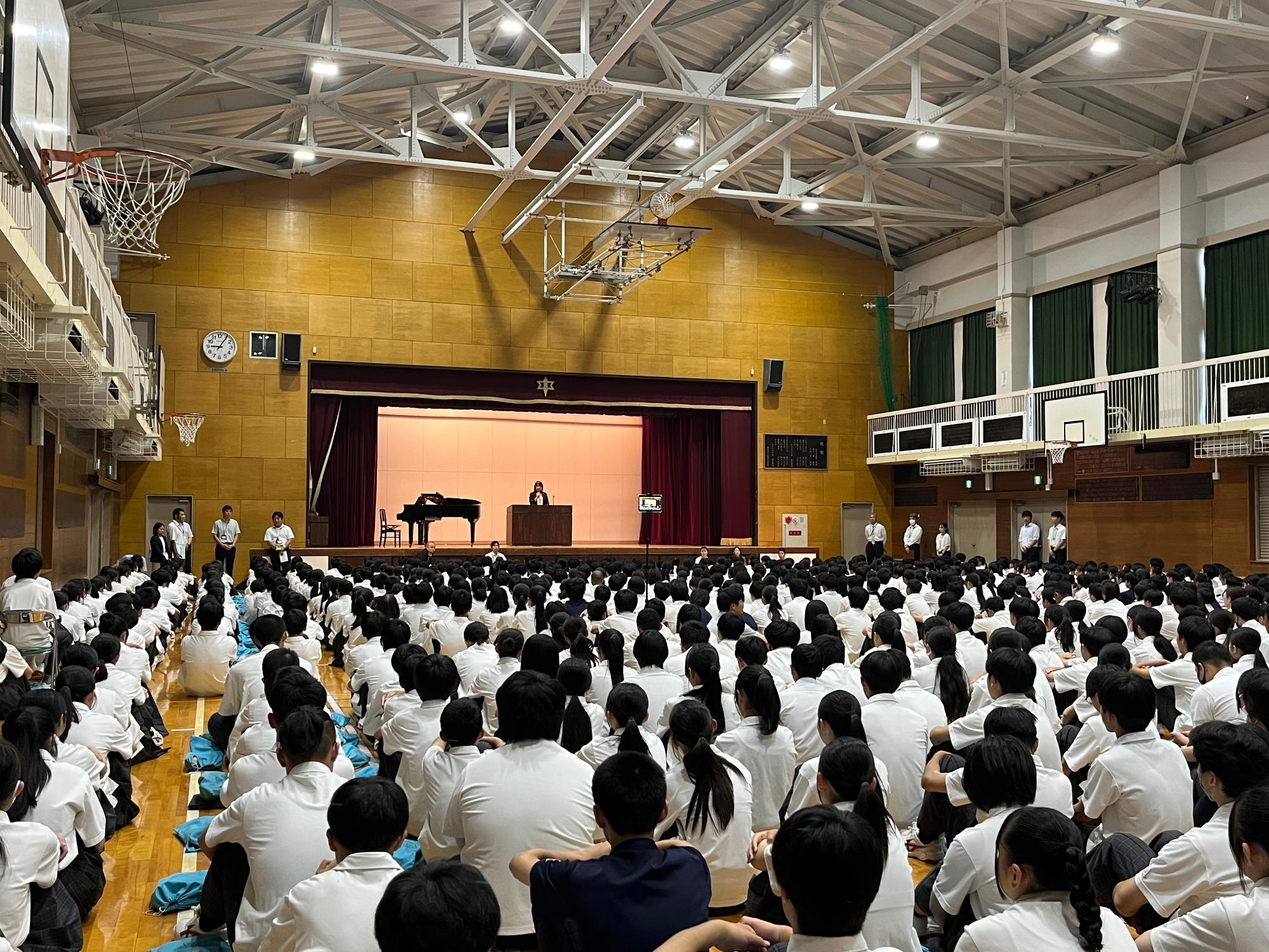 R81学期終業式
