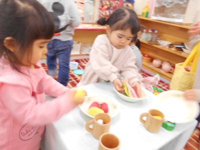 ままごとあそび