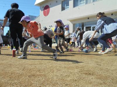 ペットボトル倒しゲーム