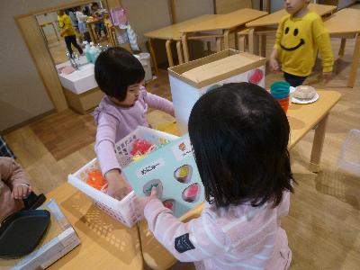 令和4年3月22日ごっこあそび1