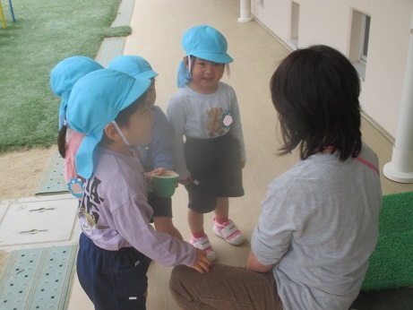 紺ズボン