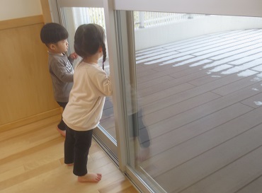 ゆきをみつめる