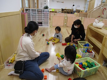 保育者と５