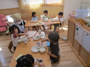 給食４