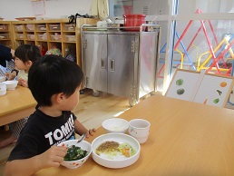 給食７