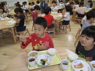 食べる