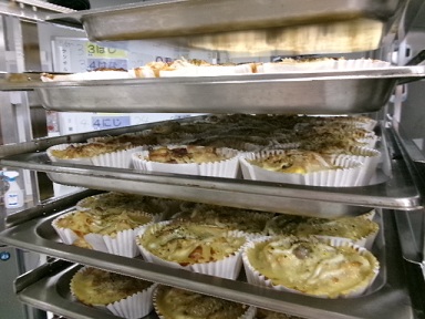 なかよしグラタンを焼いている様子