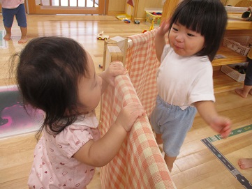 いないいないばぁ