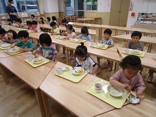 給食初日ほし組